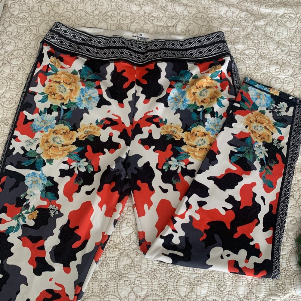 Women colorful sweat pants in a size 2X